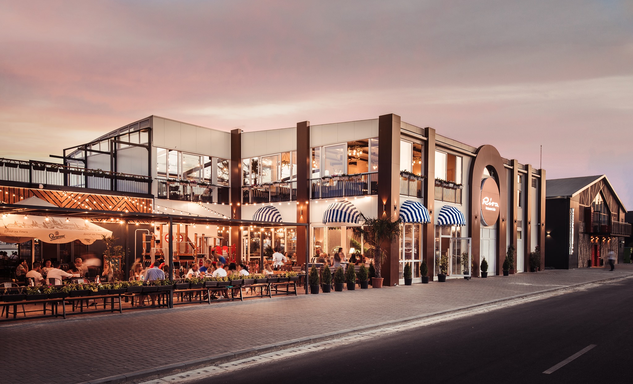 Саксофон | Музика на живо | Уелкъм дринк | Събития | Сватби